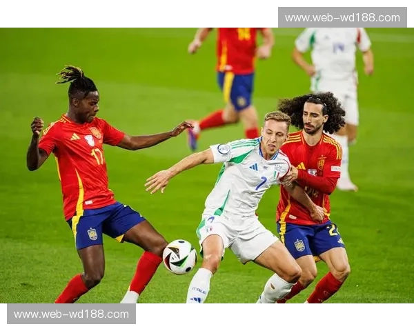 利兹联脱离降级区 战术纪律性提升成关键转折点